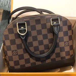 Louis Vuitton Alma BB
